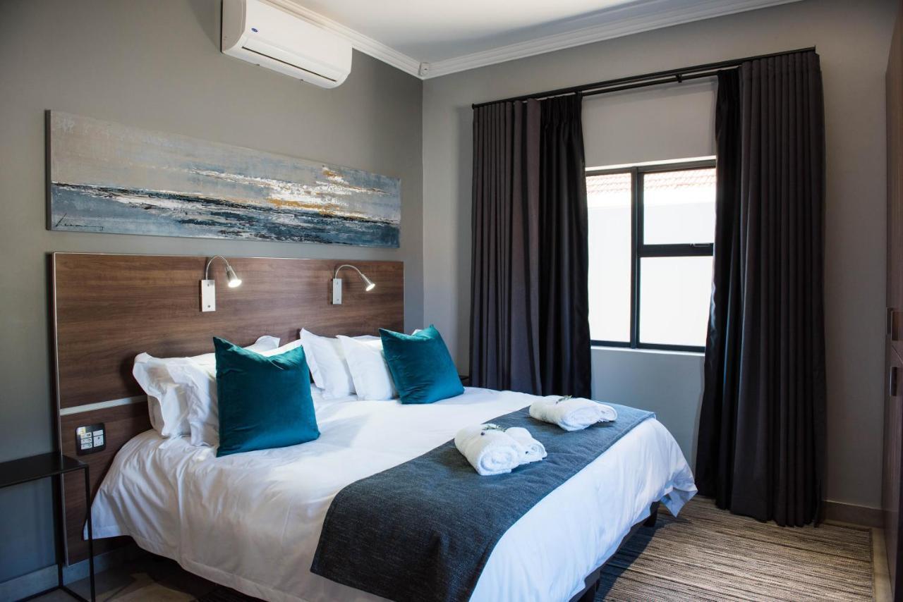 @Greys Guesthouse Bloemfontein Bagian luar foto