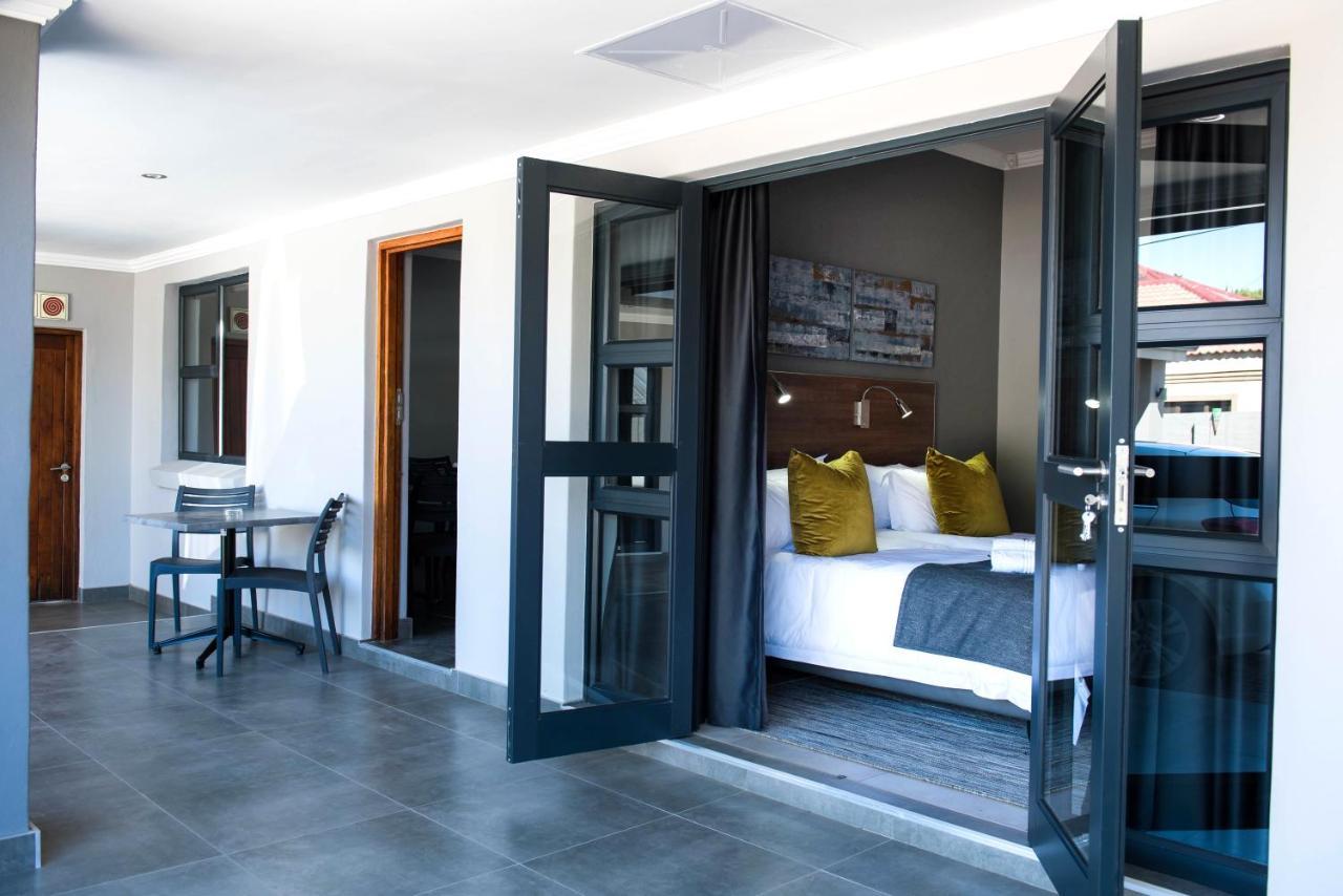 @Greys Guesthouse Bloemfontein Bagian luar foto