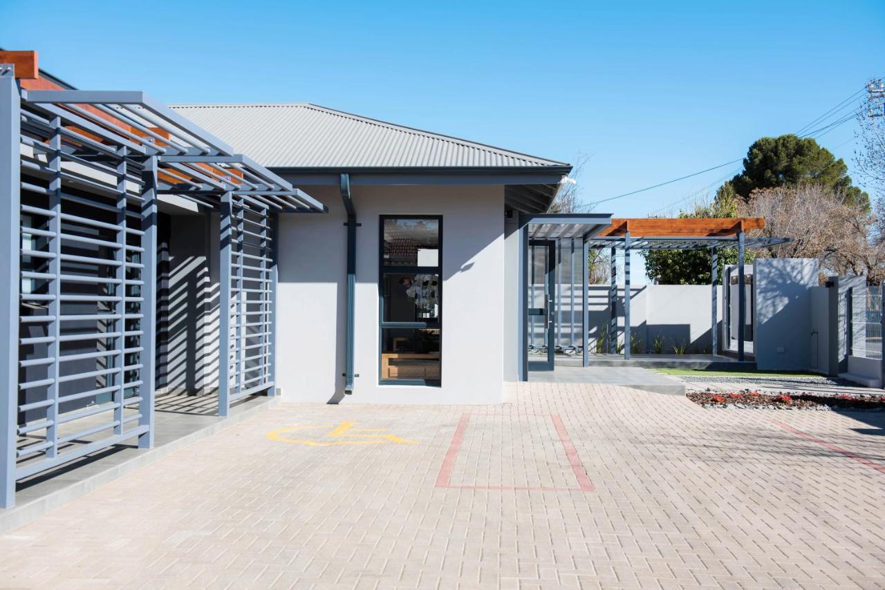 @Greys Guesthouse Bloemfontein Bagian luar foto