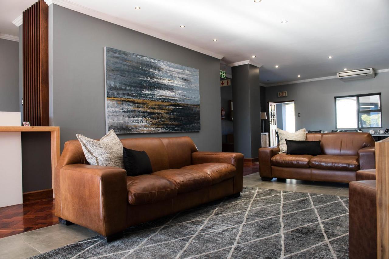 @Greys Guesthouse Bloemfontein Bagian luar foto